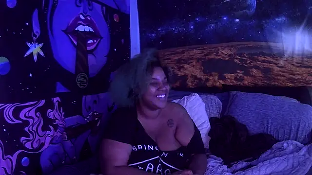 Snapshot of AutumnHart chatting on 02-11-25, 06:11 AutumnHart online show from 02-11-25, 06:11