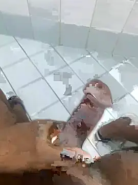 Snapshot of SLhotman chatting on 03-10-25, 04:46 SLhotman online show from 03-10-25, 04:46