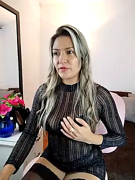 valeriahunter1 online show from 03-04-25, 09:54