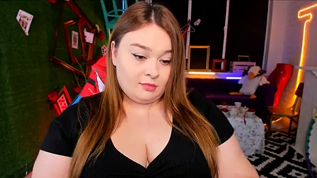 KimberlyMaran online show from 02-25-25, 12:13