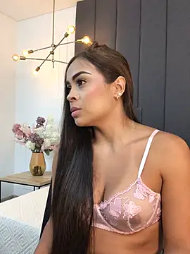 Snapshot of JuanaSimons chatting on 01-10-25, 02:57 JuanaSimons online show from 01-10-25, 02:57