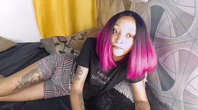 Snapshot of Candiey001 chatting on 01-08-25, 08:39 Candiey001 online show from 01-08-25, 08:39