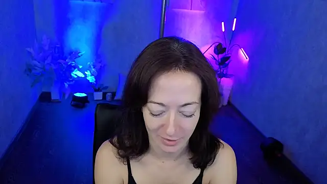 Snapshot of kimberlyray777 chatting on 10-23-25, 06:34 kimberlyray777 online show from 10-23-25, 06:34