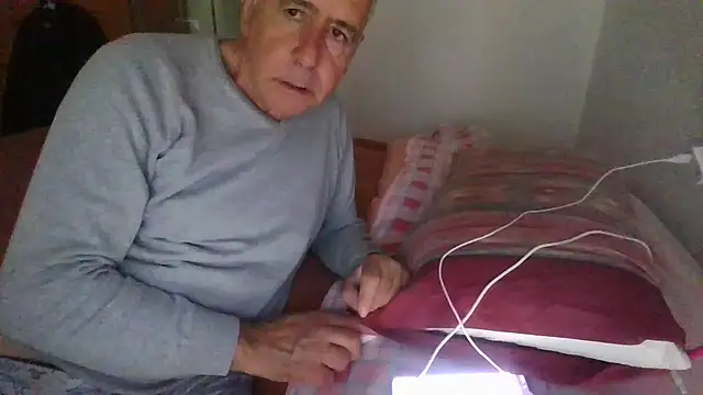 parejamlga58 online show from 12-18-25, 02:45