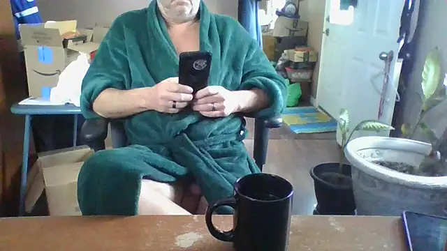 Daremeknot online show from 01-18-25, 03:38