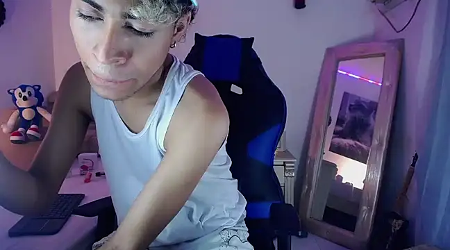 huge armound online show from 02-17-25, 02:26