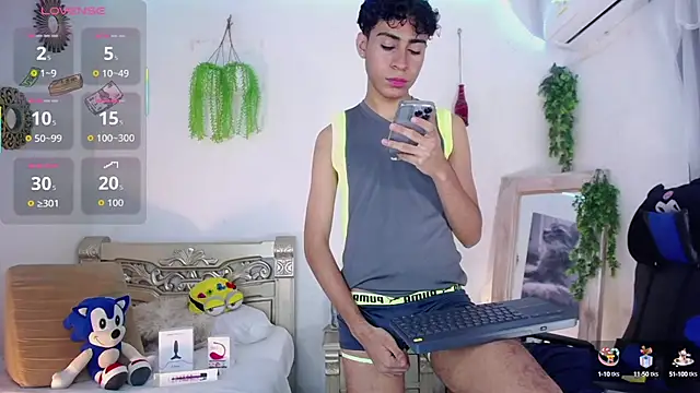 huge armound online show from 10-17-25, 04:59