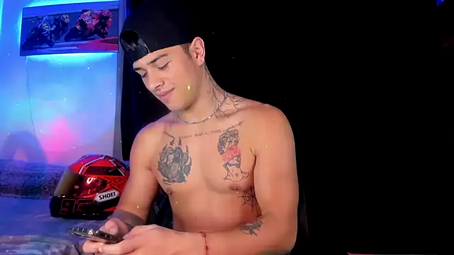 Dominic Biker   online show from 12-26-24, 06:41