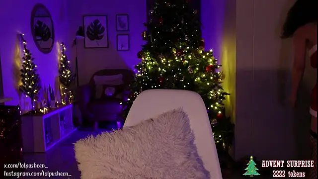 JulietteDee online show from 12-25-24, 02:14