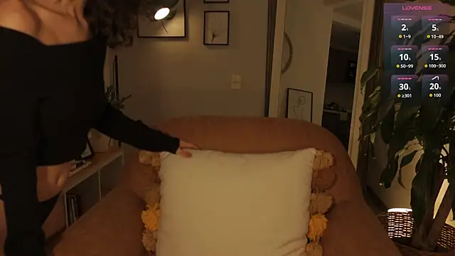 JulietteDee online show from 11-04-25, 10:20