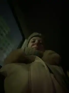 Snapshot of LikaCat chatting on 11-08-25, 12:55 LikaCat online show from 11-08-25, 12:55