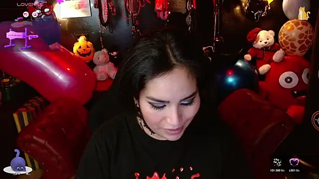 kureiji hentaii online show from 11-26-25, 01:28