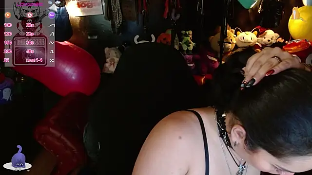 Snapshot of kureiji_hentaii chatting on 02-05-26, 05:34 kureiji hentaii online show from 02-05-26, 05:34