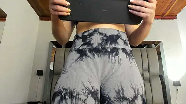 NikkySmiith online show from 10-23-25, 11:31