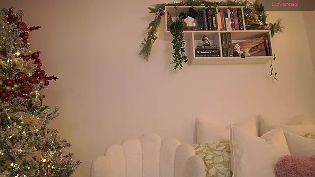 EmilyxRose - online show from 12-06-24, 10:19