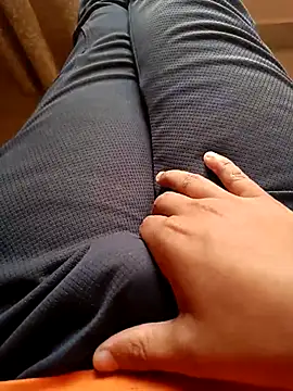 Alonesexyboy1 online show from 11-17-25, 09:26