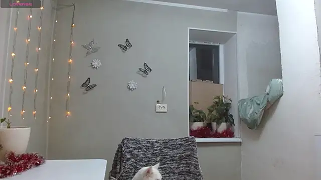 Snapshot of RosaJil chatting on 12-06-24, 04:28 RosaJil online show from 12-06-24, 04:28