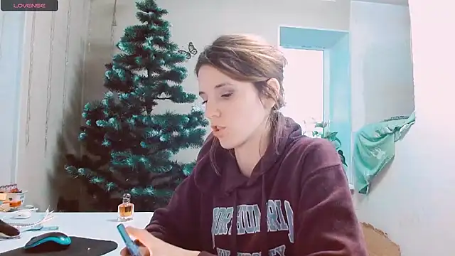 Snapshot of RosaJil chatting on 12-24-24, 02:12 RosaJil online show from 12-24-24, 02:12