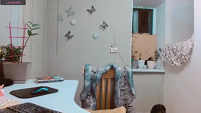 Snapshot of RosaJil chatting on 01-26-25, 07:52 RosaJil online show from 01-26-25, 07:52