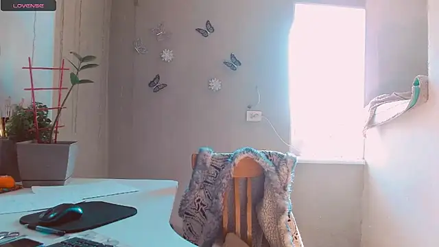 Snapshot of RosaJil chatting on 02-09-25, 10:20 RosaJil online show from 02-09-25, 10:20