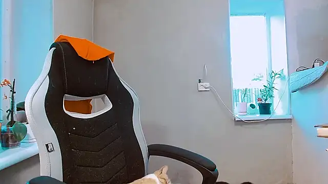 Snapshot of RosaJil chatting on 09-27-25, 03:17 RosaJil online show from 09-27-25, 03:17