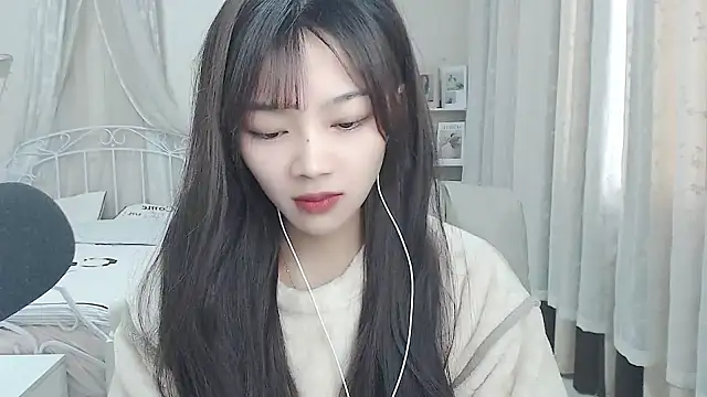 Jenny-Z online show from 12-16-25, 02:27