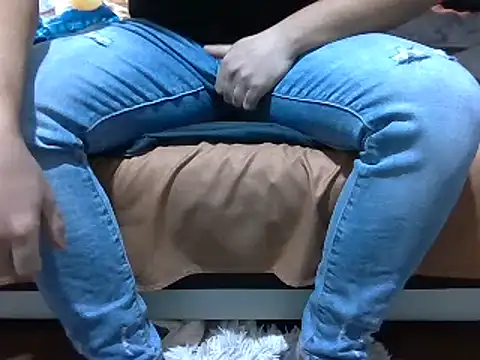 Snapshot of marianmin chatting on 02-16-25, 11:59 marianmin online show from 02-16-25, 11:59