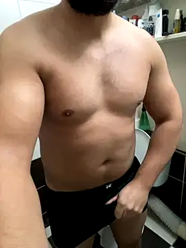 Snapshot of marianmin chatting on 10-15-25, 06:24 marianmin online show from 10-15-25, 06:24