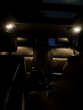 Snapshot of marianmin chatting on 10-18-25, 03:46 marianmin online show from 10-18-25, 03:46