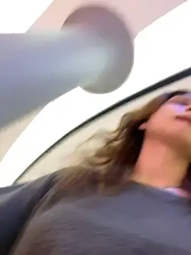 Snapshot of QuitieLia chatting on 02-01-26, 08:24 QuitieLia online show from 02-01-26, 08:24