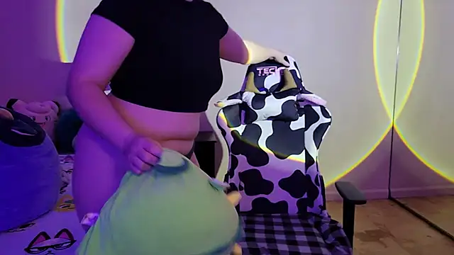 InternetFairy XO online show from 02-24-25, 06:27