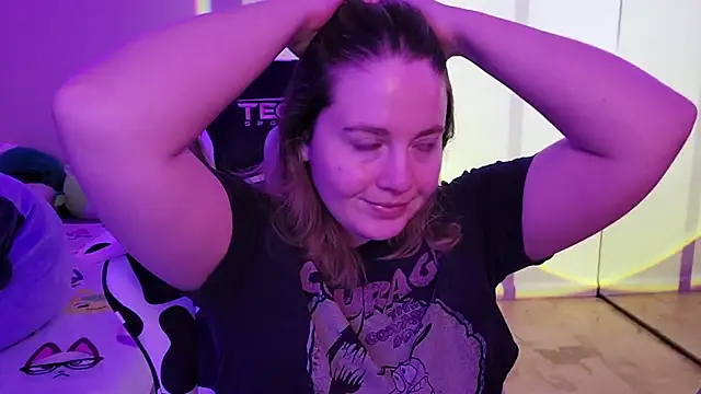 InternetFairy XO online show from 10-13-25, 02:22