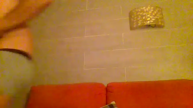 Snapshot of tuggy59 chatting on 05-25-26, 03:45 tuggy59 online show from 05-25-26, 03:45