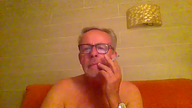 Snapshot of tuggy59 chatting on 06-03-26, 08:25 tuggy59 online show from 06-03-26, 08:25