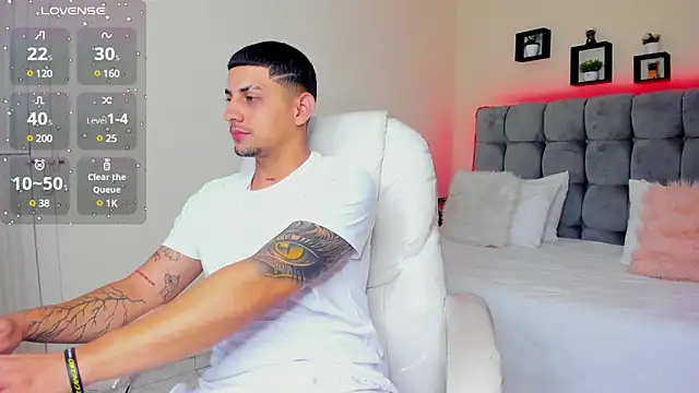 Alex cute77 online show from 02-26-25, 12:14