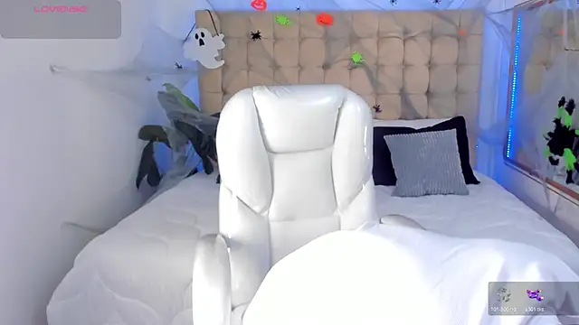 Alex cute77 online show from 10-23-25, 11:09