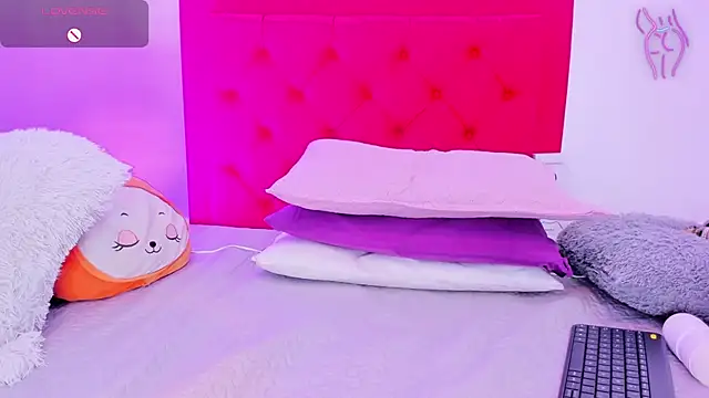 Sofia Girl  online show from 03-14-25, 08:10