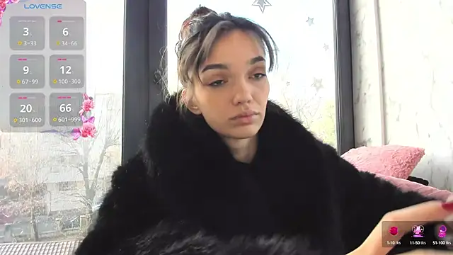 Sassy Teen online show from 12-12-24, 10:45