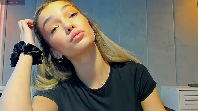 Sassy Teen online show from 09-09-25, 08:36