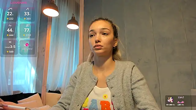 Sassy Teen online show from 09-19-25, 08:38