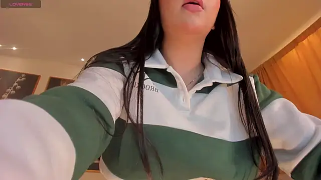 Snapshot of LindseyMoss chatting on 12-16-24, 05:49 LindseyMoss online show from 12-16-24, 05:49