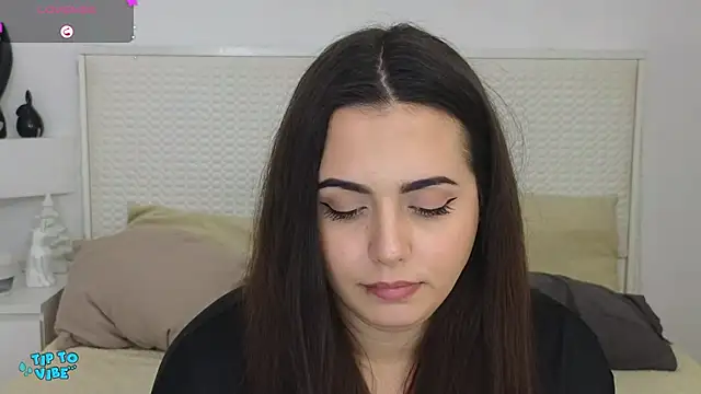 Eva Rogers  online show from 12-23-24, 02:28