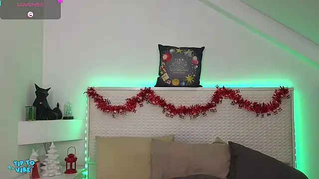 Eva Rogers  online show from 01-01-25, 02:52