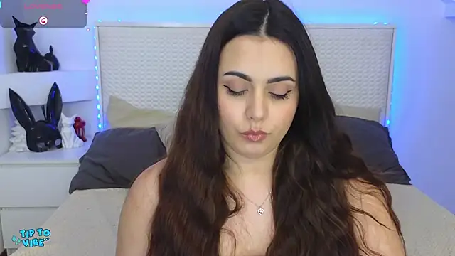 Eva Rogers  online show from 01-23-25, 02:50