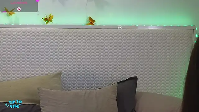 Eva Rogers  online show from 03-04-25, 08:02