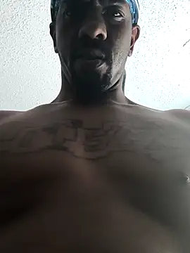 icyMike43 online show from 12-14-25, 04:45