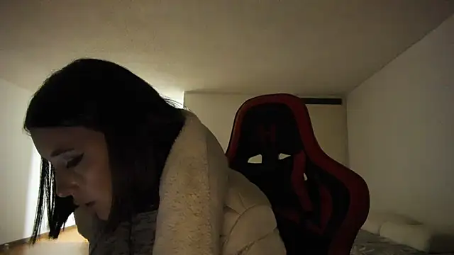 zoe jeane beker online show from 12-20-24, 02:52