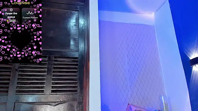 Snapshot of Anette_ chatting on 01-17-25, 08:11 Anette online show from 01-17-25, 08:11