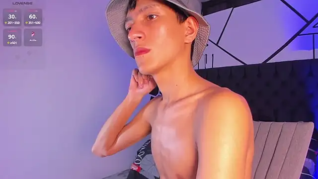 DereckCooperr online show from 01-25-25, 02:47