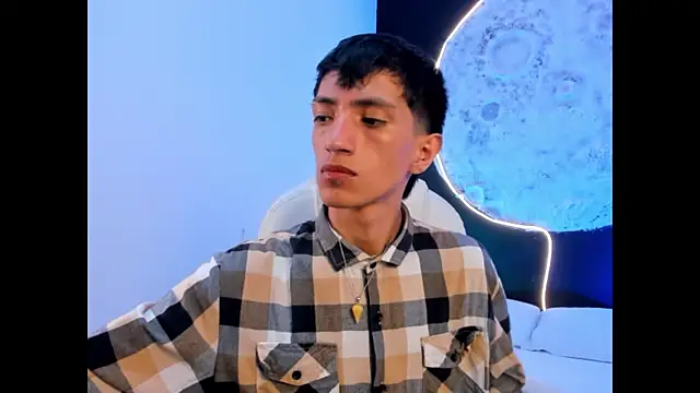 DereckCooperr online show from 10-05-25, 09:56